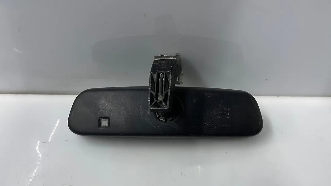 Rear view mirror - 2012 Jaguar XJL
