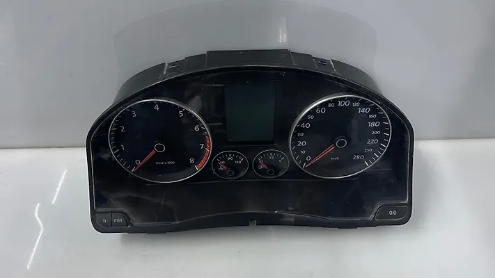Speedometer - 2009 Volkswagen Scirocco