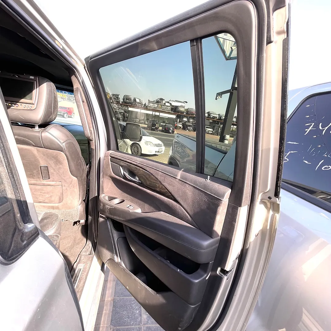 Door (RHB) - 2015 Cadillac Escalade ESV Platinum