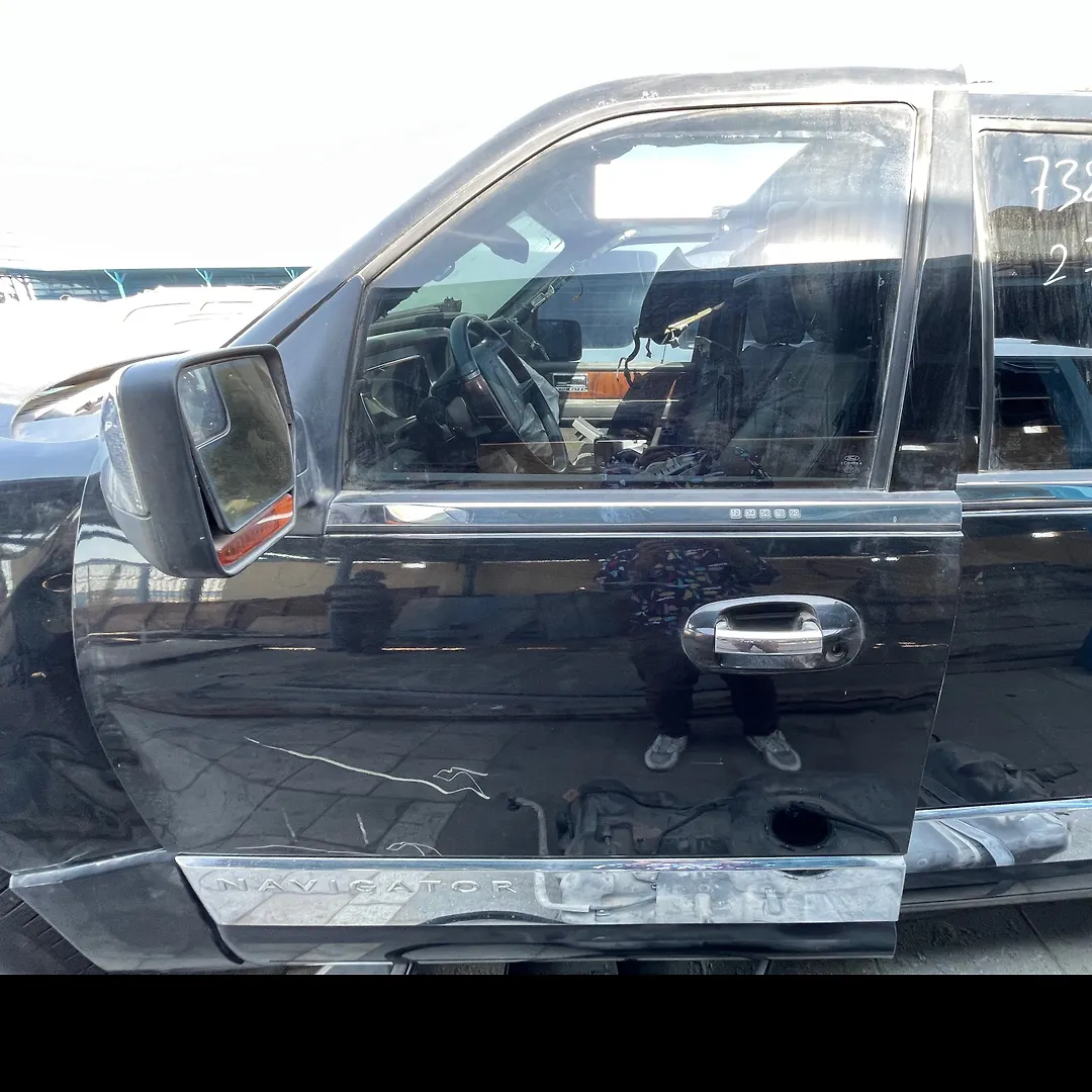 Door (LHF) - 2012 Lincoln Navigator