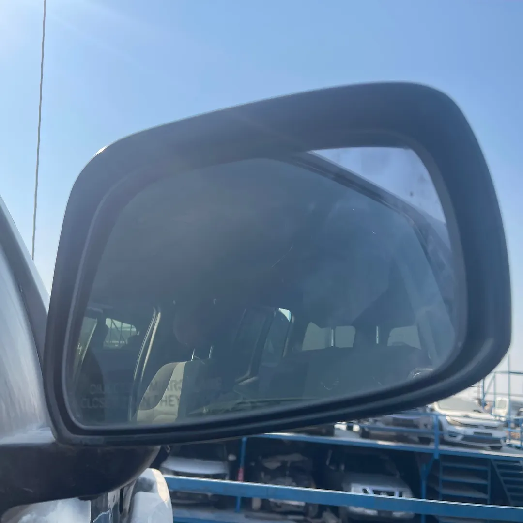 Side Mirror (RH) - 2008 Nissan Xterra
