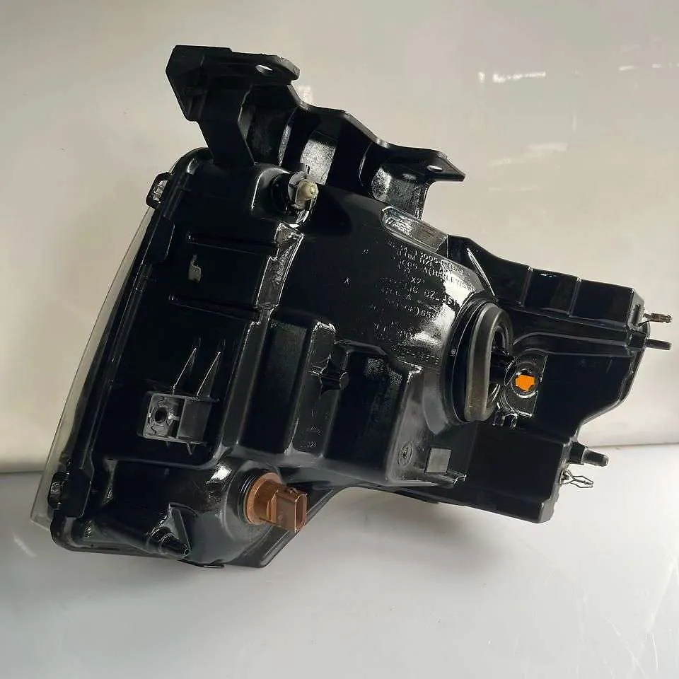 Headlight (RH) - 2011 Ford F-150