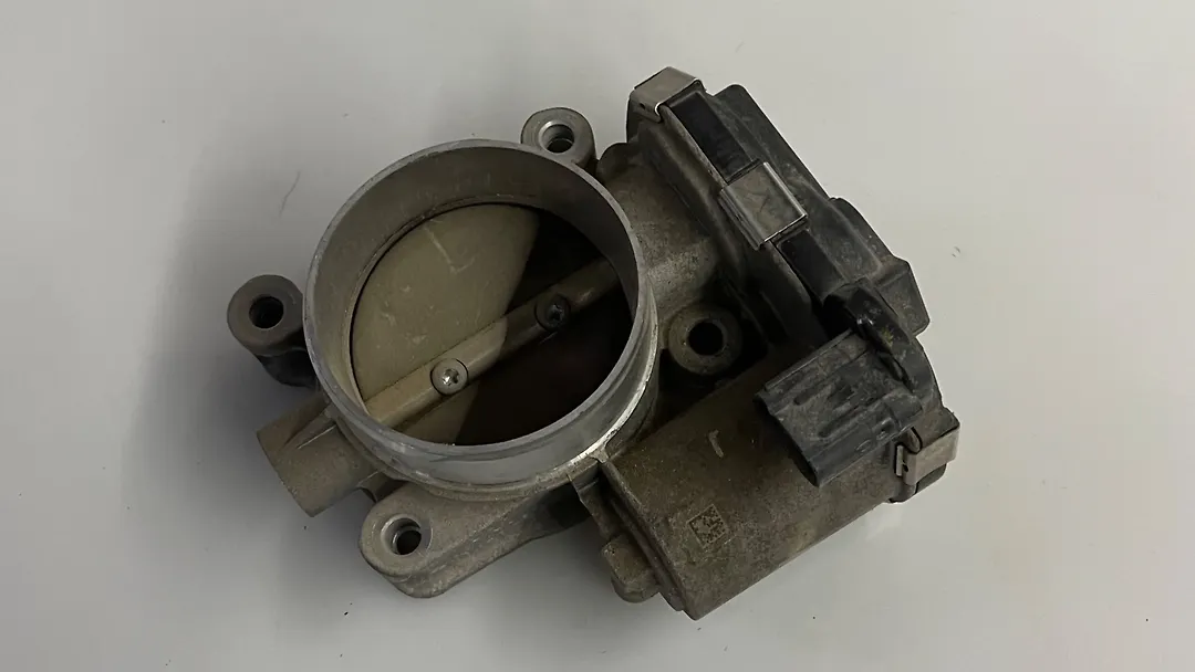 Throttle body - 2021 Chevrolet Blazer 1LT