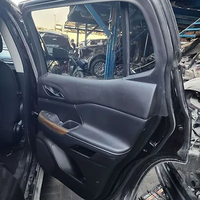 Door (RHB) - 2021 GMC Acadia