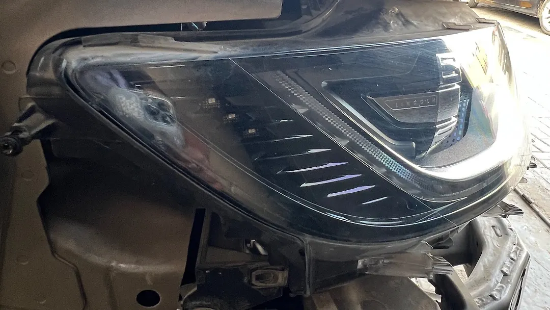 Headlight (RH) - 2017 Lincoln MKX