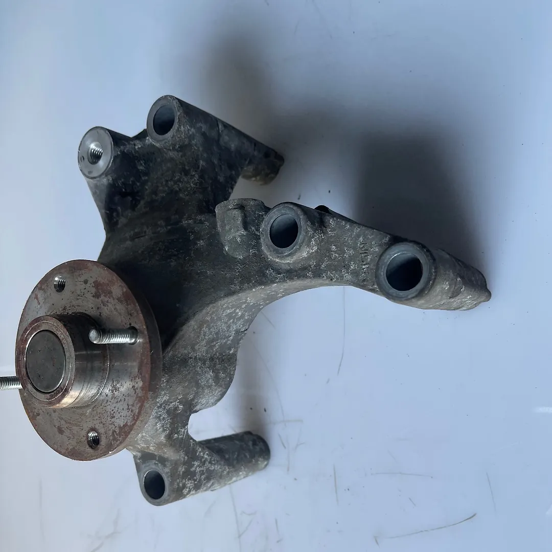 Clutch bracket - 2012 Infiniti QX56