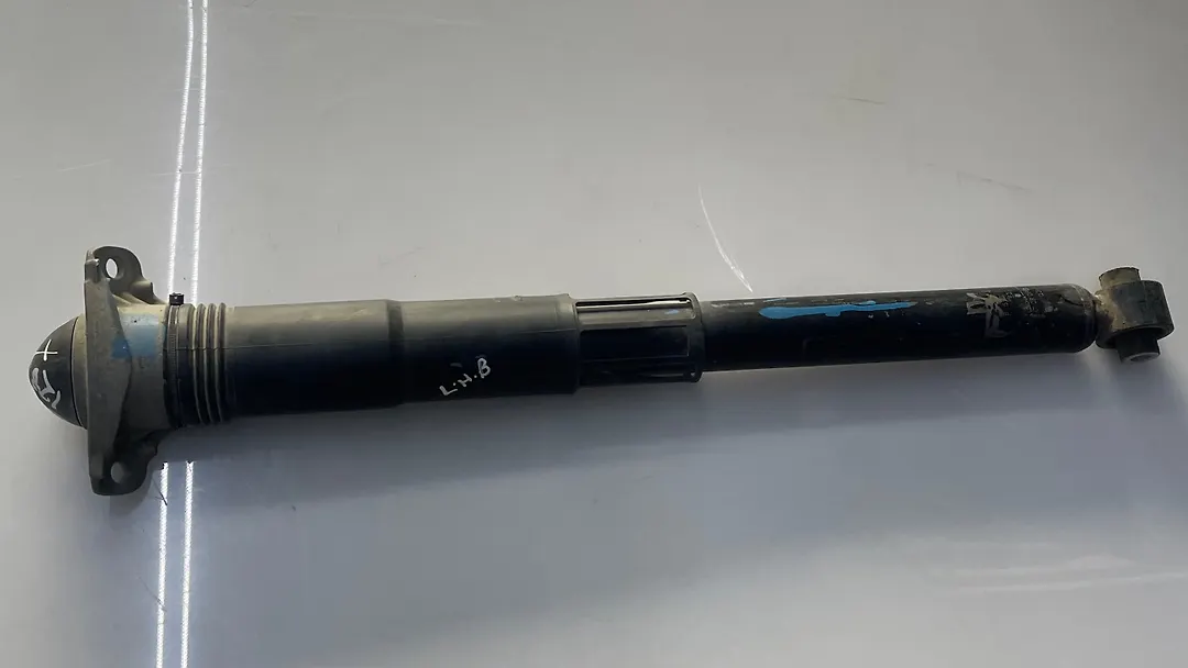 Shock Absober (LHB) - 2020 Audi Q3