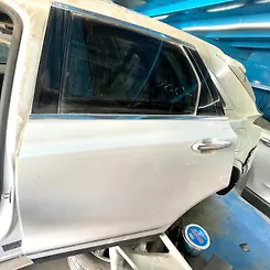 Door (LHB) - 2017 Cadillac XT5