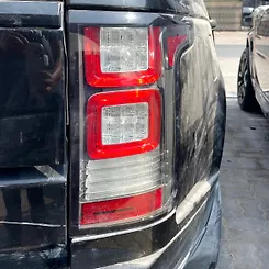 Tail Light (RH) - 2016 Land Rover RANGE ROVER VOGUE