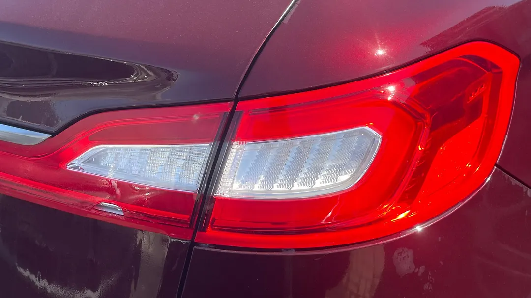 Tail Light (RH) - 2018 Lincoln MKX