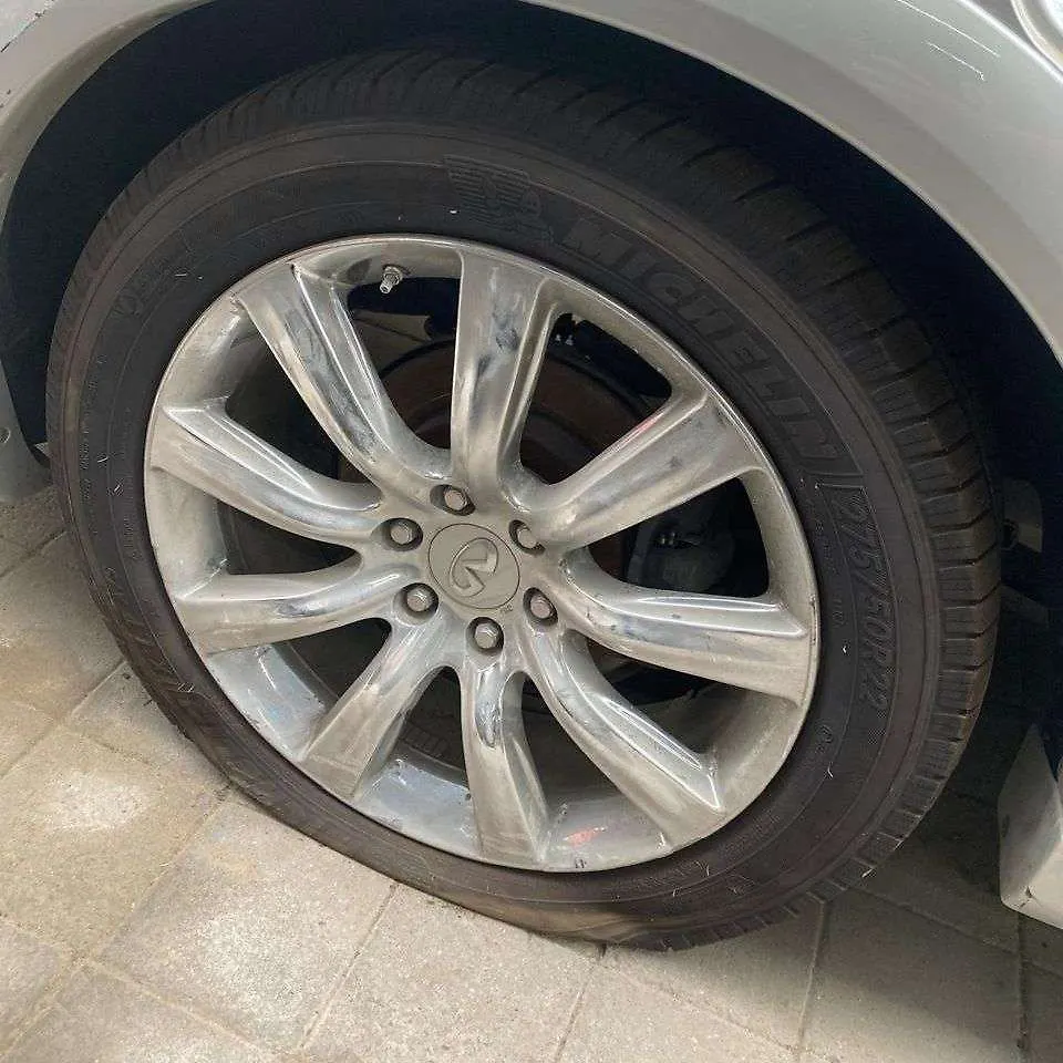 Rim - 2012 Infiniti QX56