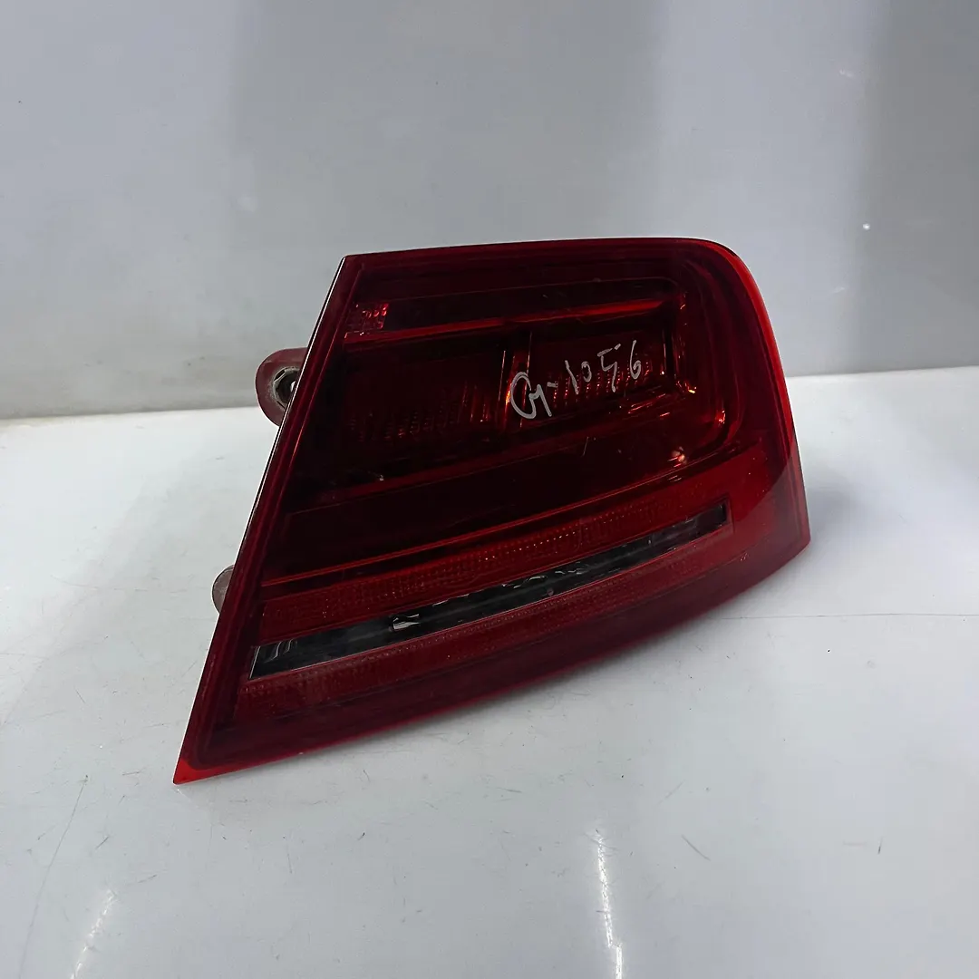 Tail Light (RH) - 2013 Audi A8