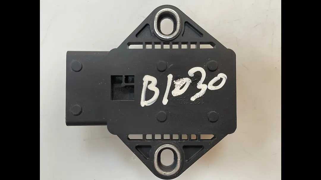 Tuner Control module - 2005 Land Rover VOGUE