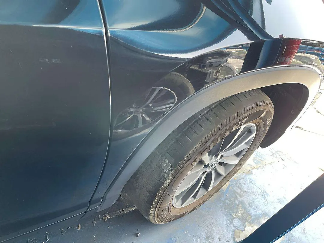 Fender (RHF) - 2018 Toyota Highlander SE