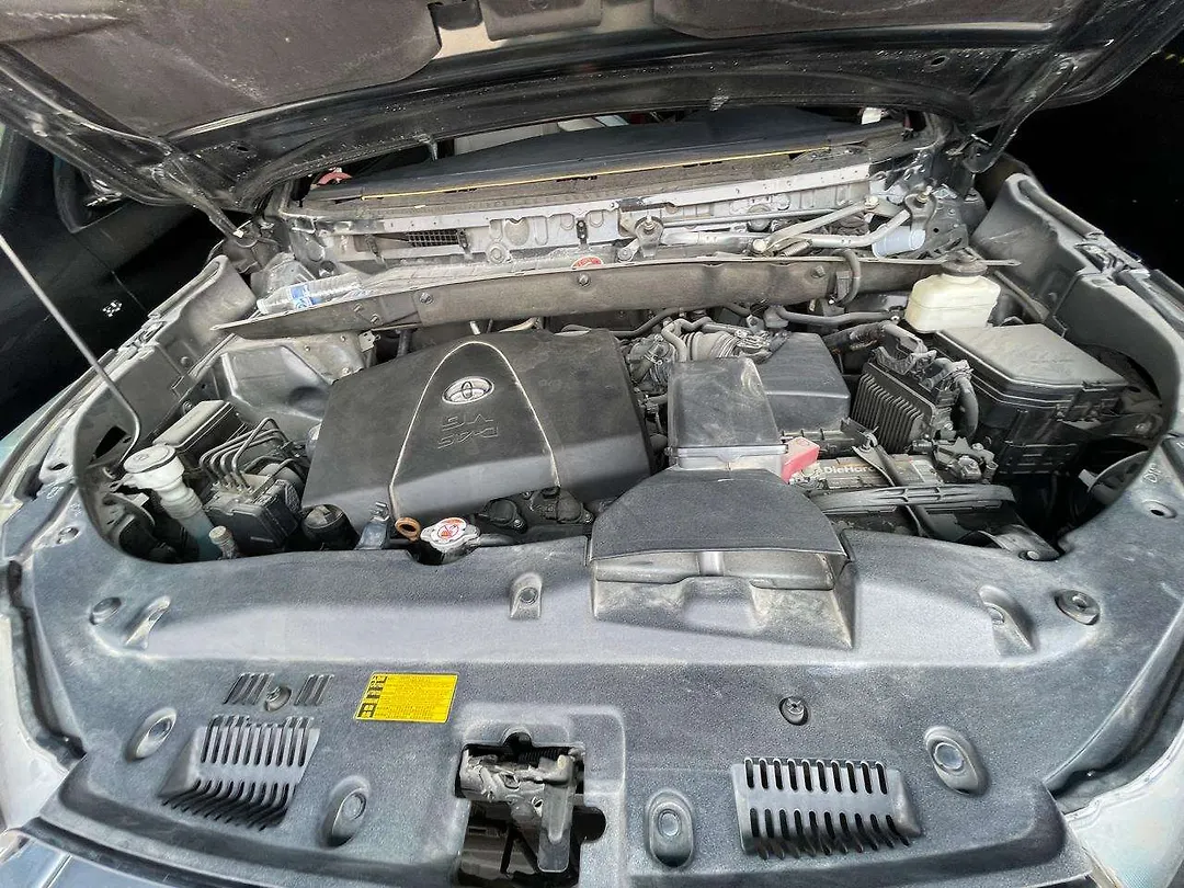 Engine  - 2018 Toyota Highlander SE