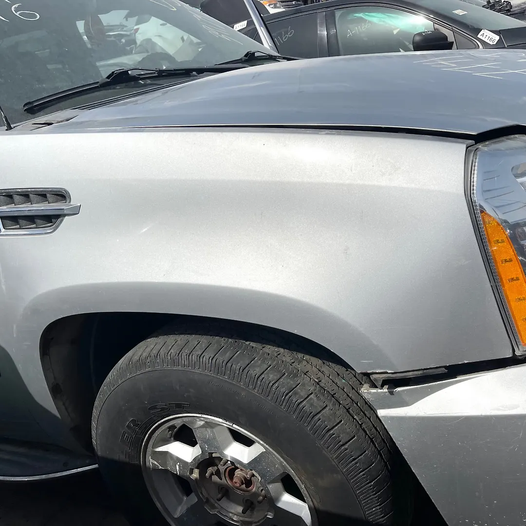 Fender (RHF) - 2011 Cadillac Escalade Luxury