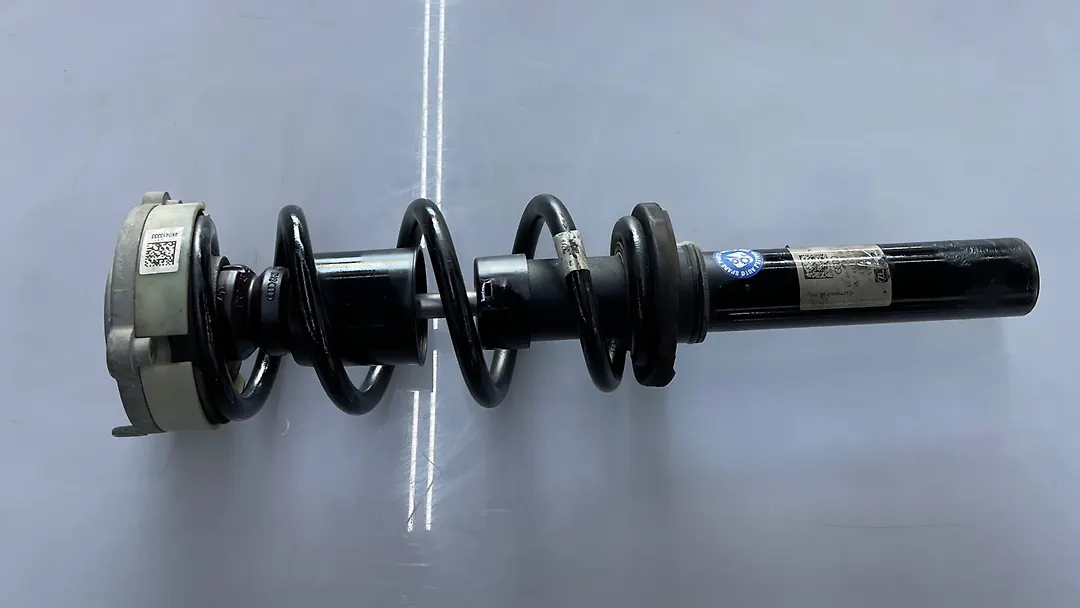 Shock Absorber (RHF) - 2019 Audi Q7