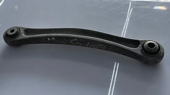 Upper arm (LH) - 2009 Audi Q7