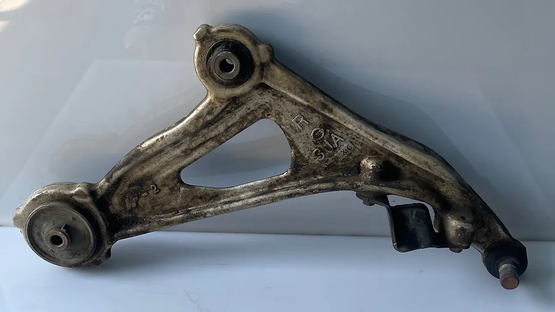 Lower arm (RH) - 2014 Nissan Pathfinder