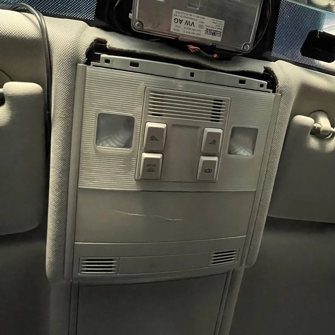 OverHead Console - 2020 Volkswagen Tiguan