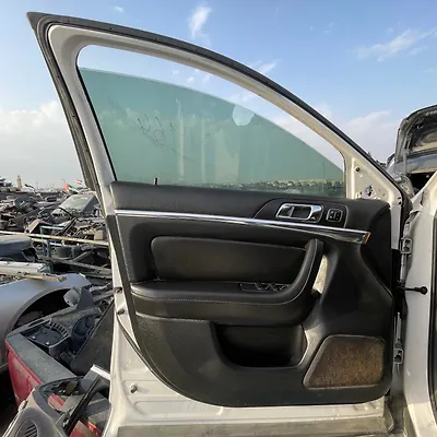 Door (LHF) - 2015 Lincoln MKS 