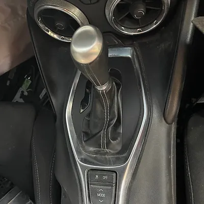 Gear Shift Knob(Automatic) - 2019 Chevrolet Camaro