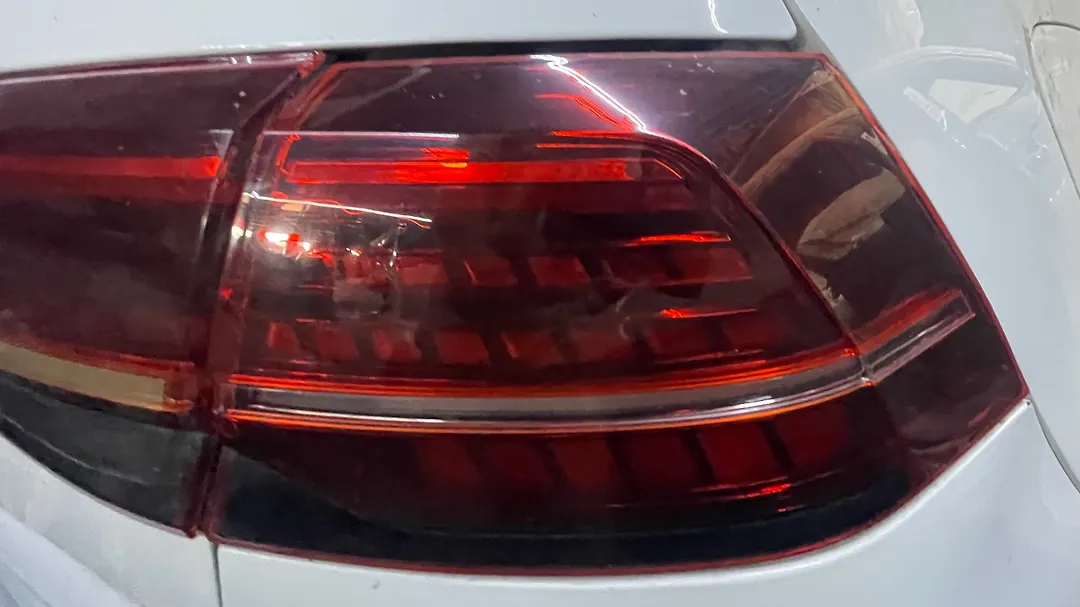 Tail Light (RH) - 2015 Volkswagen Golf GTI
