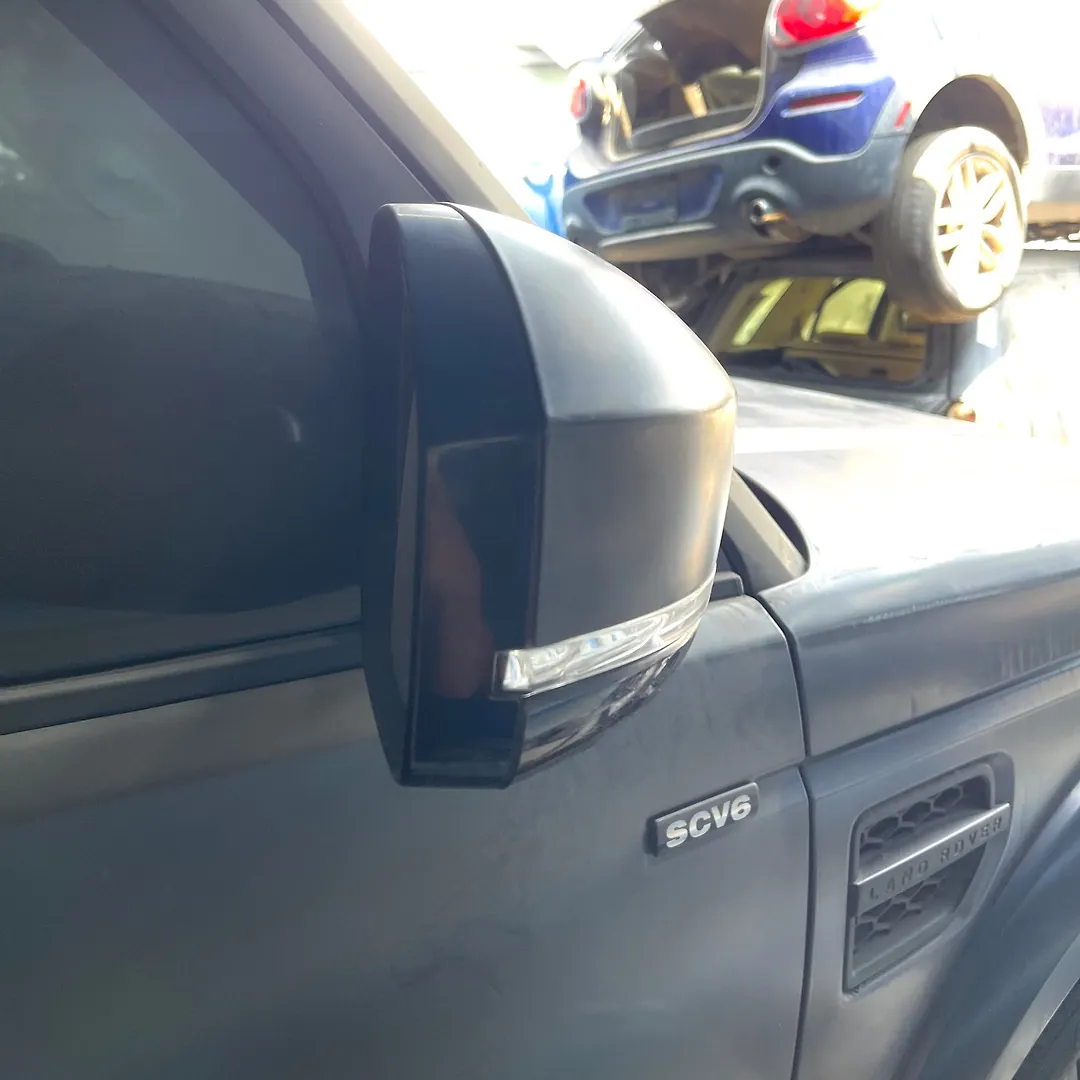 Side Mirror (RH) - 2015 Land Rover LR4