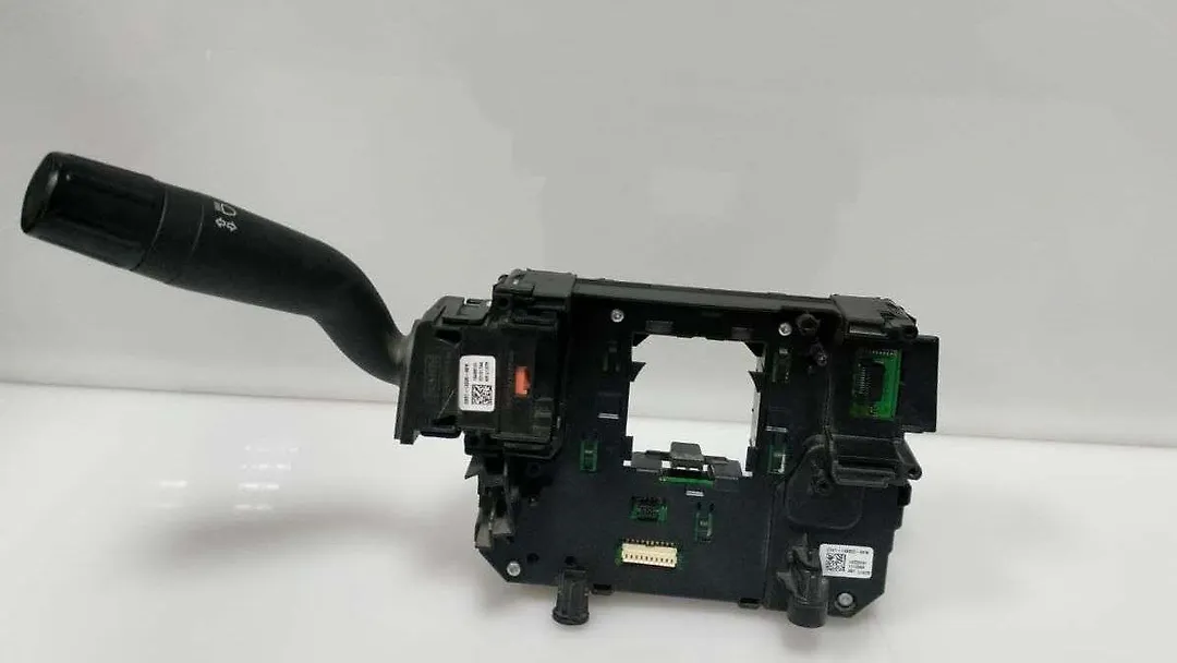 Column switch - 2005 Jeep GRAND CHEROKEE