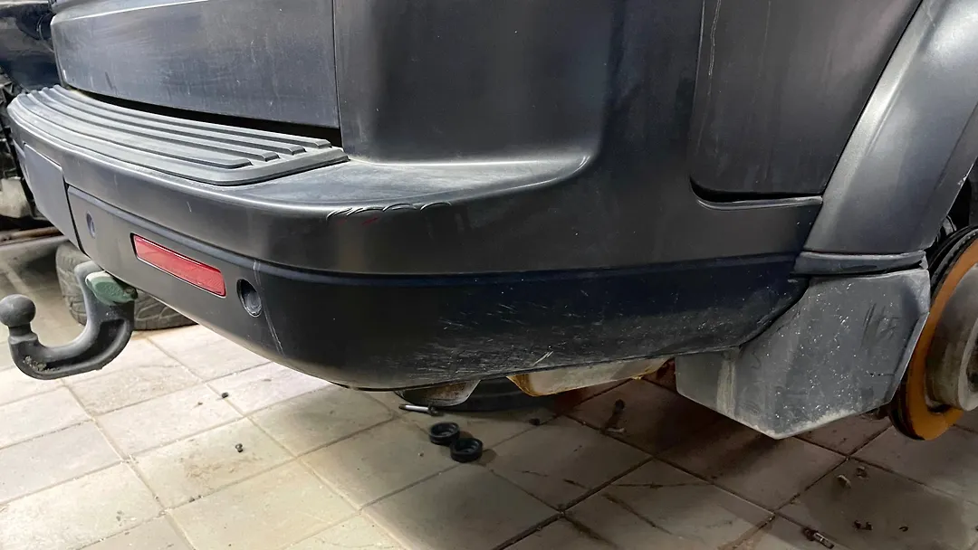 Rear Bumper - 2015 Land Rover LR4
