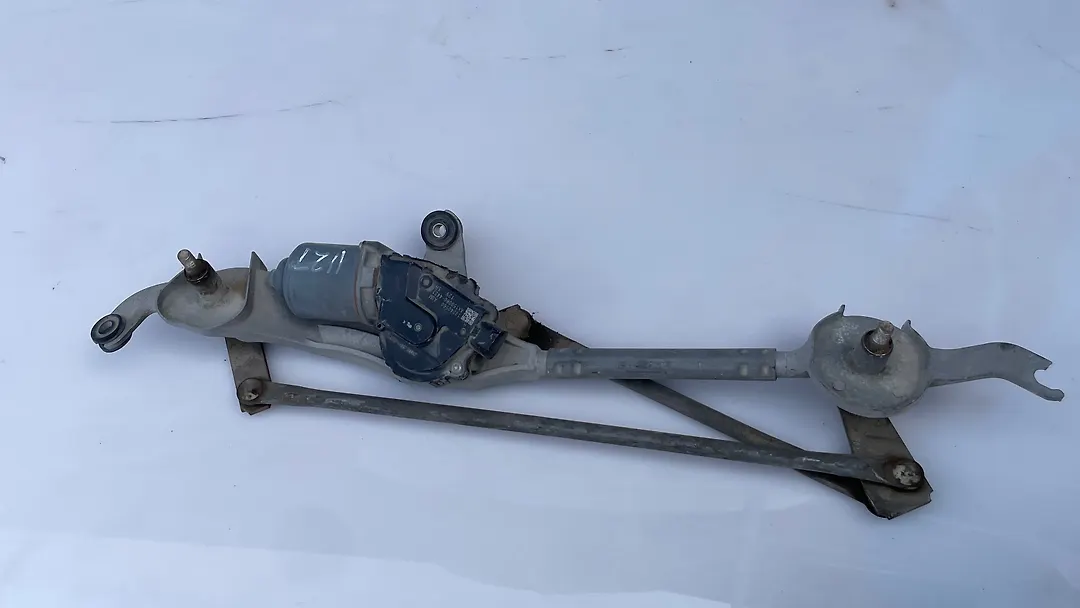 Windshield wiper motor - 2015 Chevrolet Impala