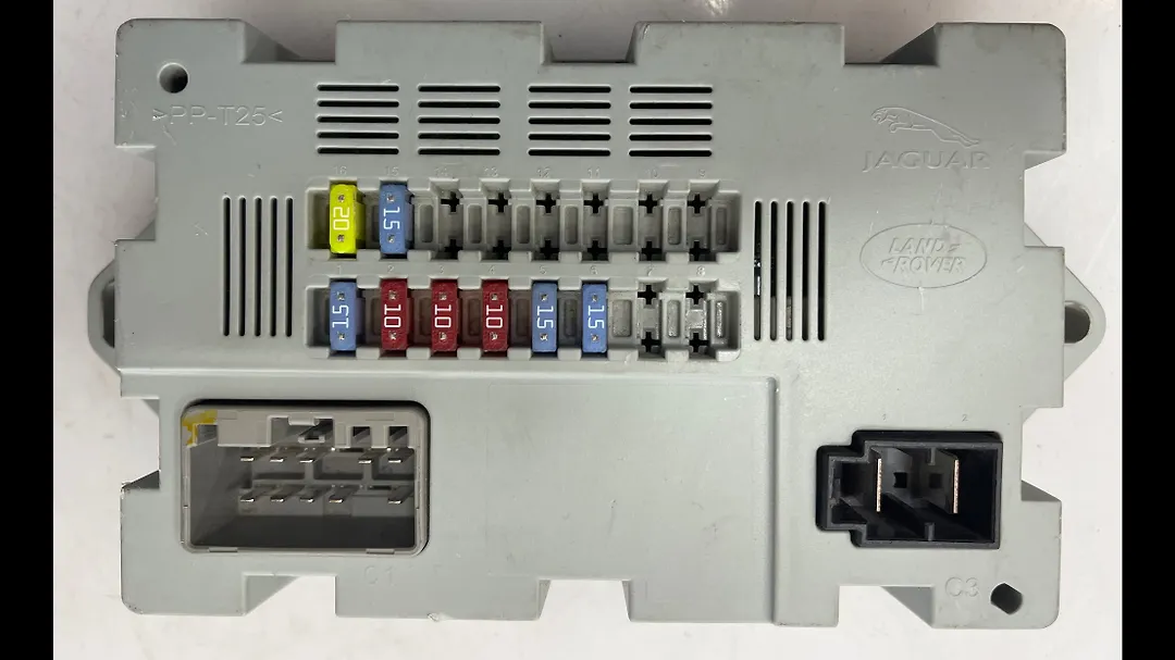 Rear Fuse Box - 2020 Jaguar F-Pace PRESTIGE