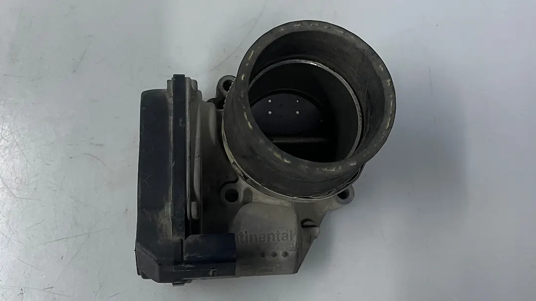 Throttle body - 2013 Volkswagen Amarok