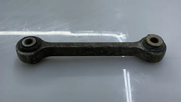Upper arm (LH) - 2012 Audi A8