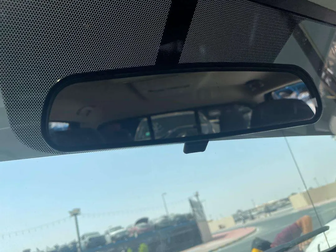 Rear view mirror - 2018 Nissan Titan