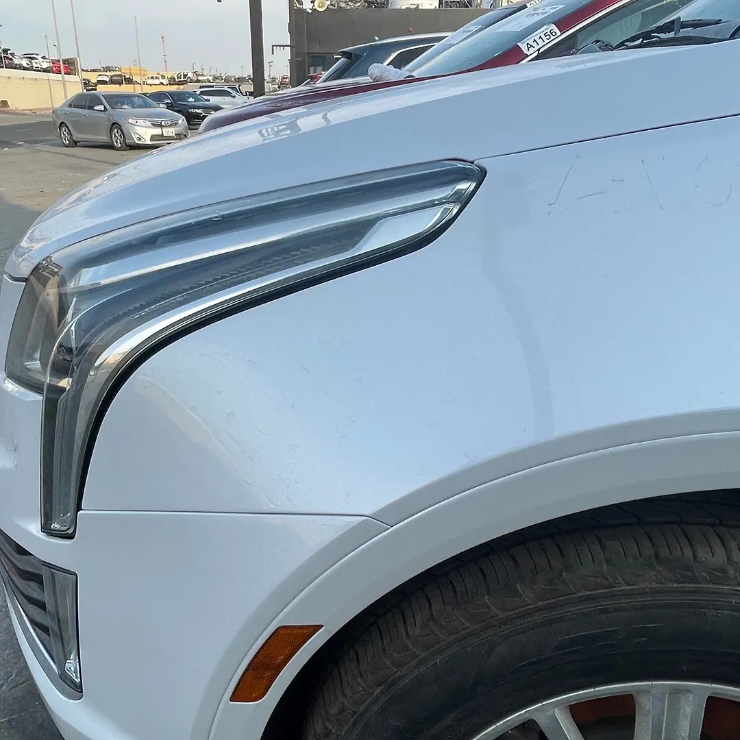 Fender (LHF) - 2017 Cadillac XT5