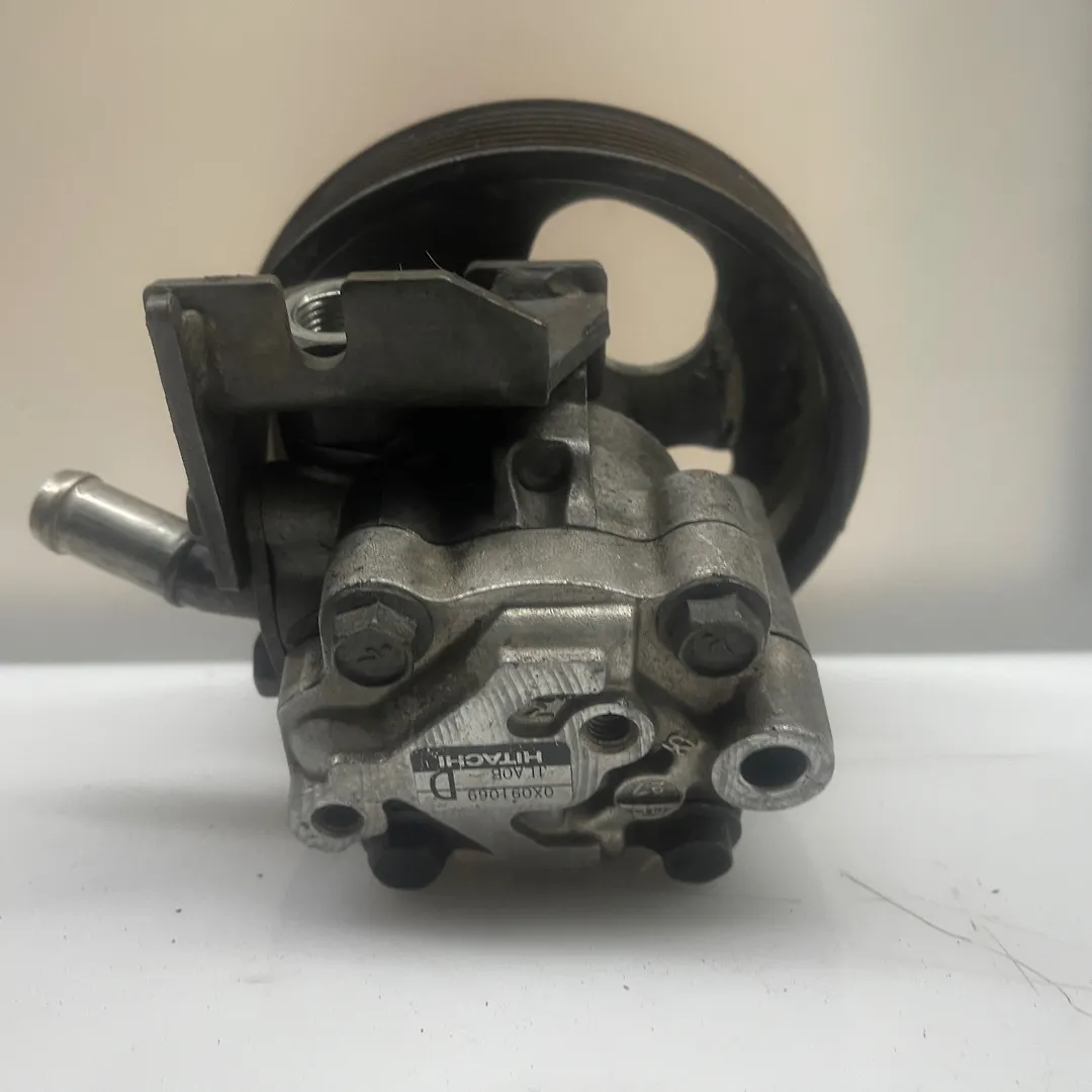 Power steering pump - 2011 Nissan Patrol