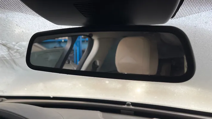 Mirror (Inner rear view) - 2017 Jaguar XF
