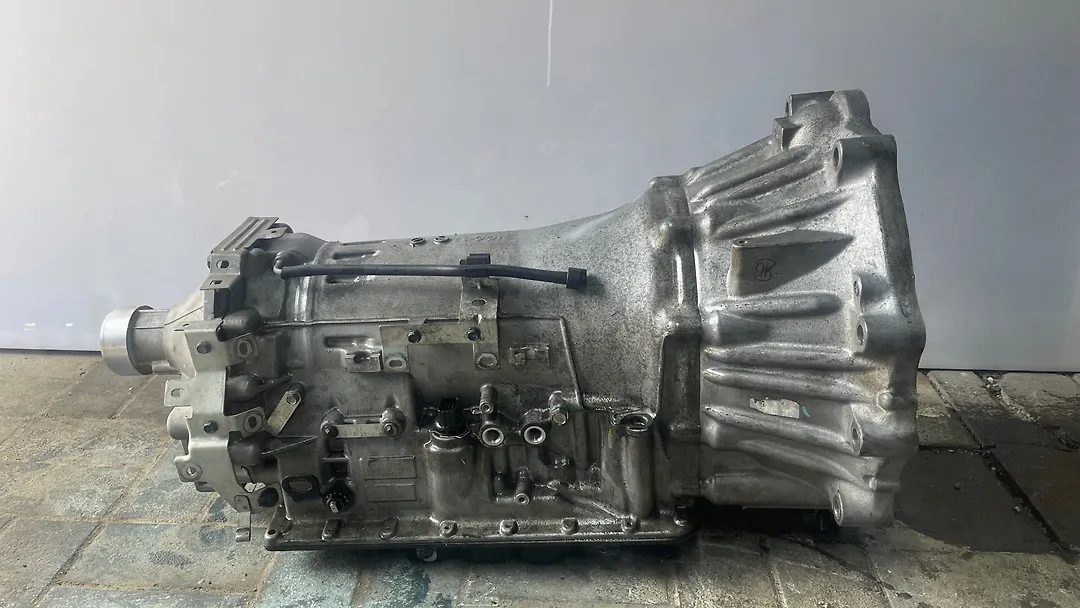 Gear box - 2011 Infiniti QX56 5.6i