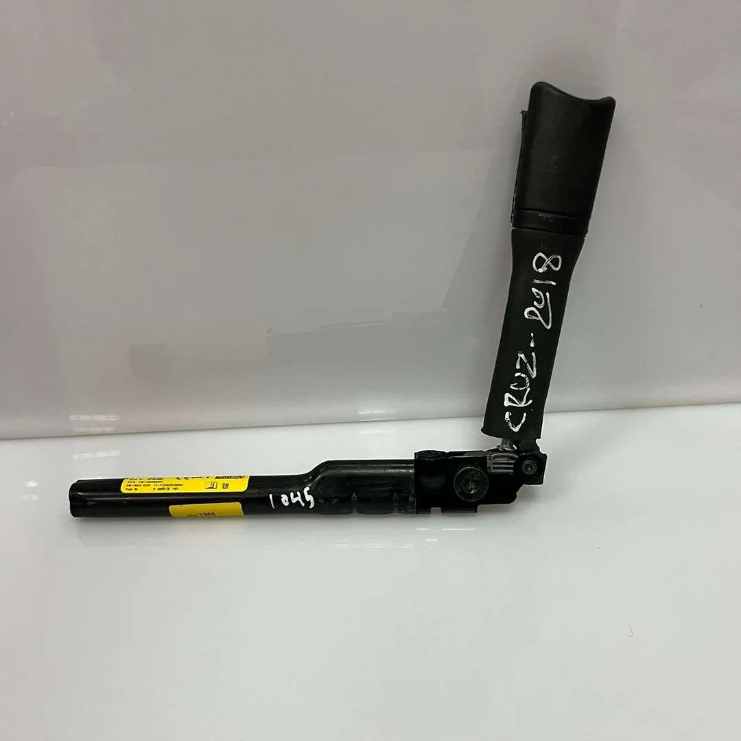 Seat Belt Lock LH - 2018 Chevrolet Cruze