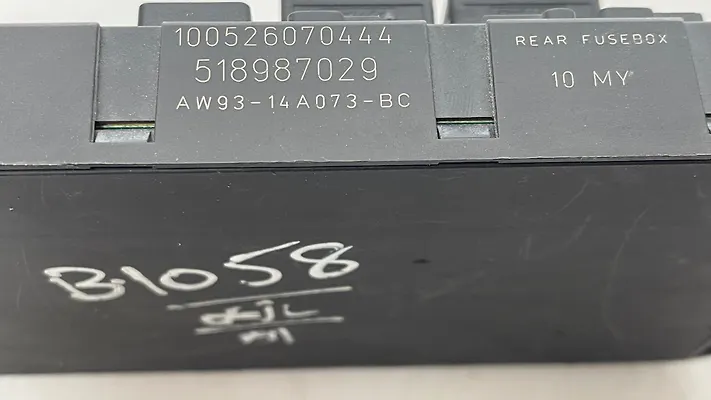 Rear Fuse Box - 2011 Jaguar XJ
