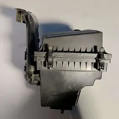 Air cleaner box - 2016 Ford Edge