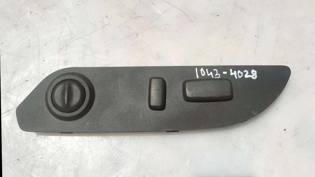 Dash/interior/seat switch - 2014 GMC Acadia