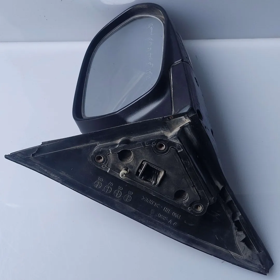 Side Mirror (RH) - 2009 Chevrolet Apica