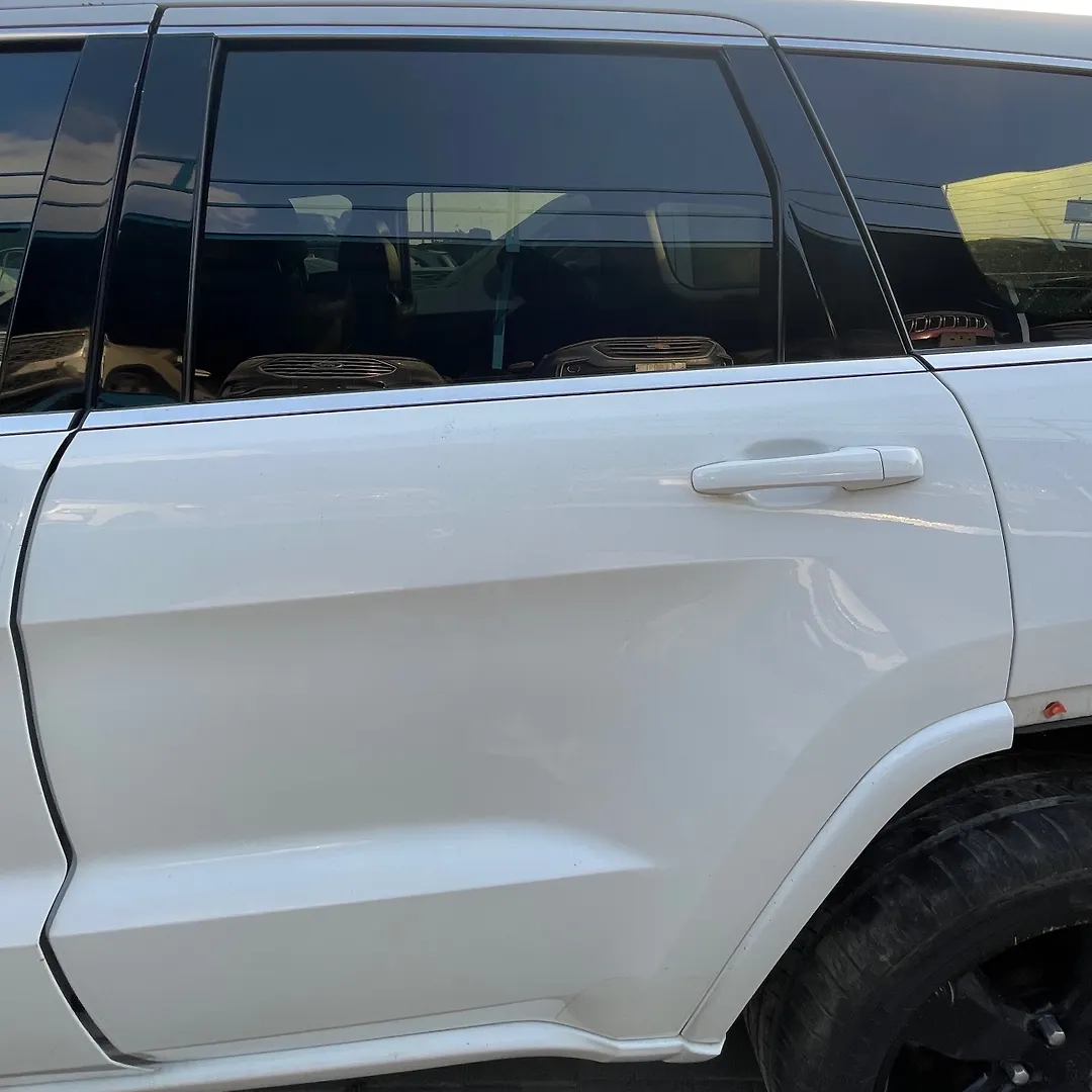 Door (LHB) - 2015 Jeep Grand Cherokee LAREDO