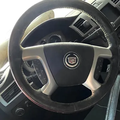 Steering wheel - 2011 Cadillac Escalade Luxury