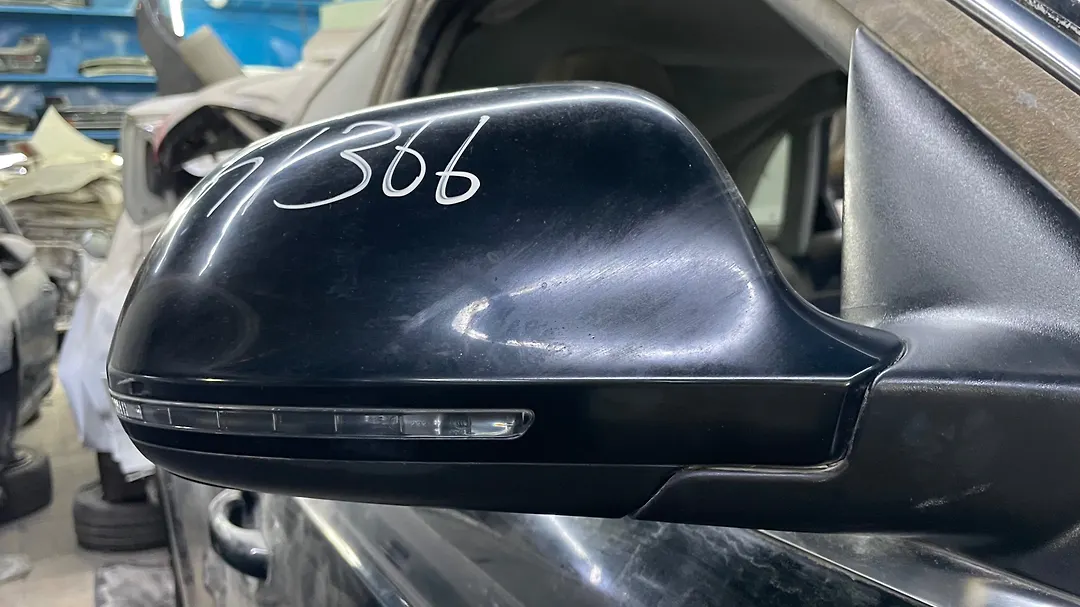 Side Mirror (RH) - 2016 Audi Q3