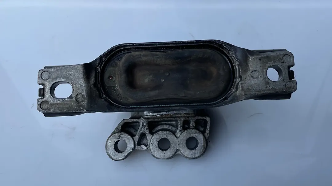 Mount (Engine) - 2014 Chevrolet Captiva