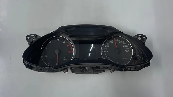 Speedometer - 2009 Audi A4