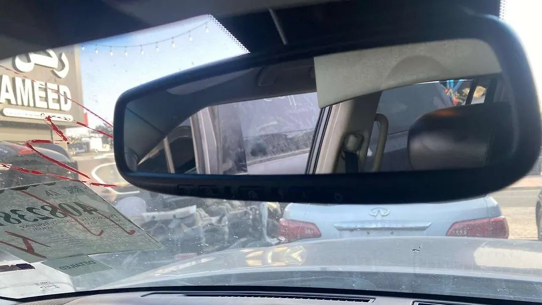 Rear view mirror - 2017 Nissan Armada 5.6